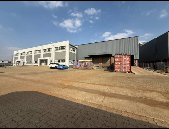 2,169M² WAREHOUSE TO LET IN SPARTAN